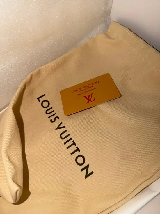 Louis Vuitton LV Skate Sneaker Red White size 11 men - Picture 8 of 11